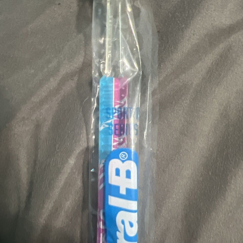 Vintage Oral B Indicator Toothbrush Ski USA Sealed Sport II 35‎ Soft SM - Picture 3 of 5